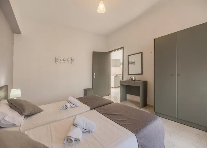 Rhodes Archaggelos Retreat-nest Among Garden