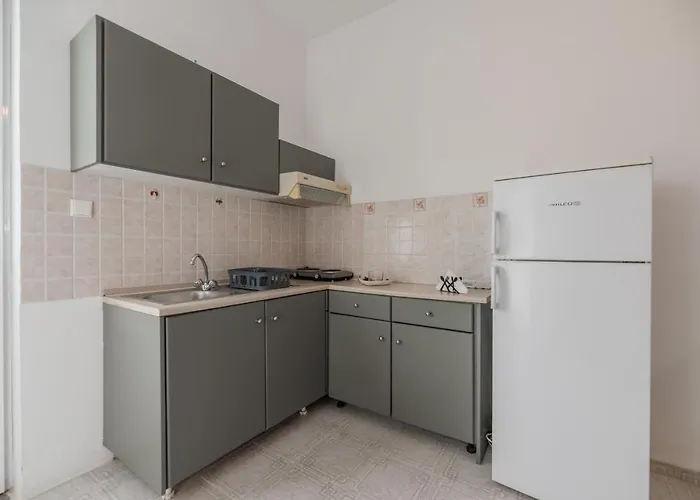 Rhodes Archaggelos Retreat-nest Among Garden *