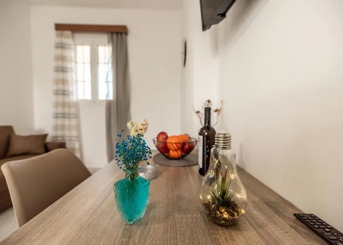 Daire Rhodes Archaggelos Retreat-nest Among Garden