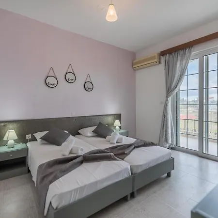 Rhodes Archaggelos Retreat-nest Among Garden Apartment